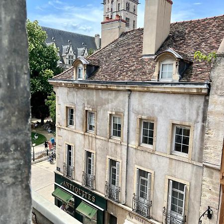 Le P'Tit Charmant : Centre Historique De Dijon Exterior photo