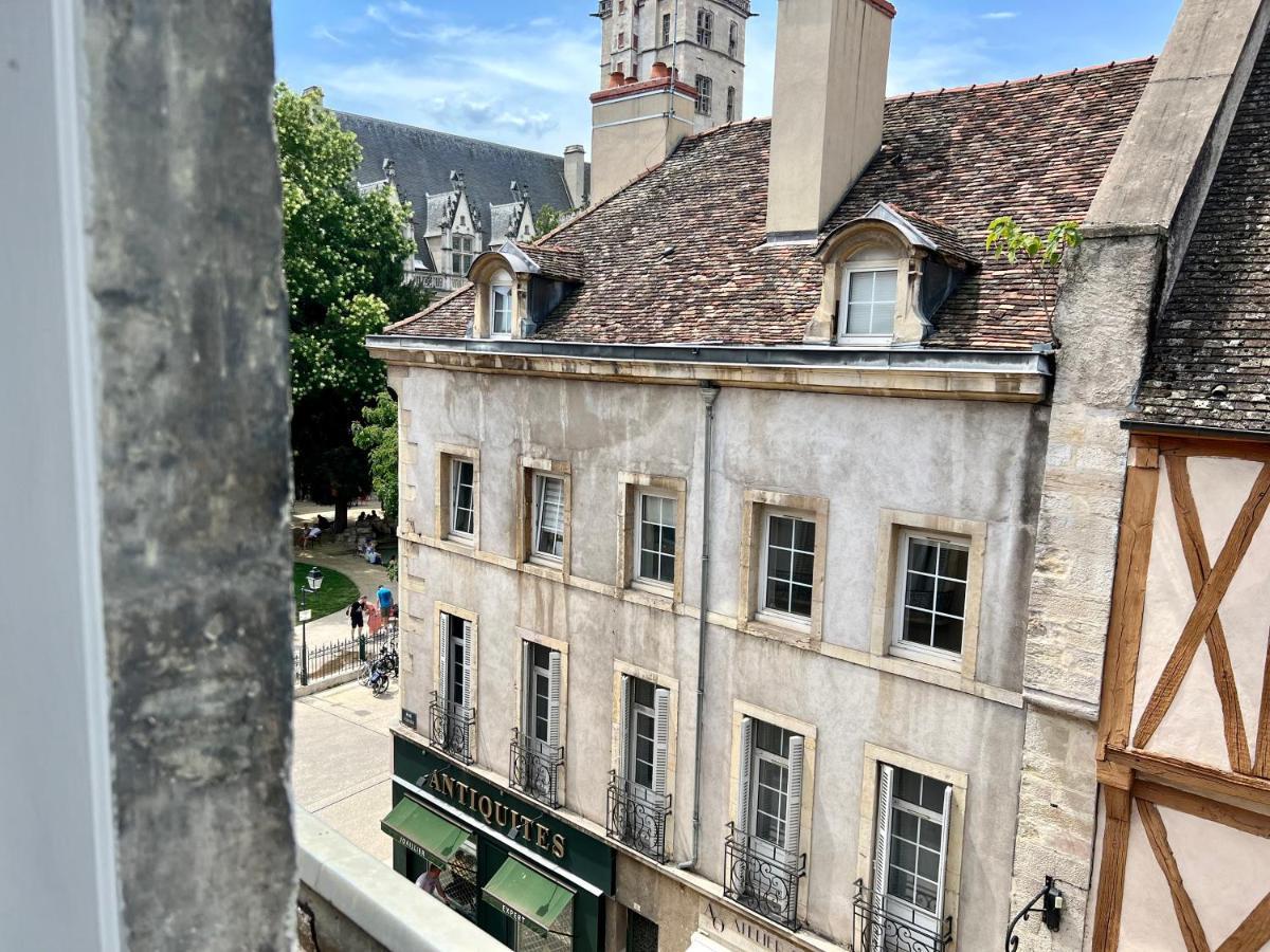 Le P'Tit Charmant : Centre Historique De Dijon Exterior photo